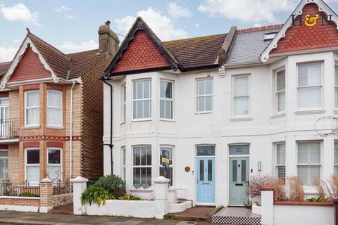 undefined, Marine Avenue, Hove BN3