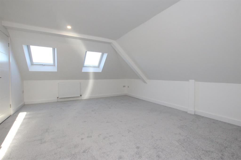 Master bedroom.JPG
