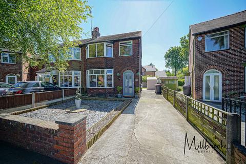 3 bedroom semi-detached house to rent, St. Marks Crescent, Worsley, M28