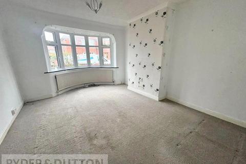 3 bedroom semi-detached house to rent, Annable Road, Droylsden, Manchester, Greater Manchester, M43