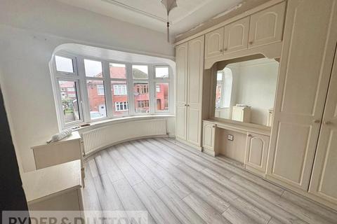 3 bedroom semi-detached house to rent, Annable Road, Droylsden, Manchester, Greater Manchester, M43
