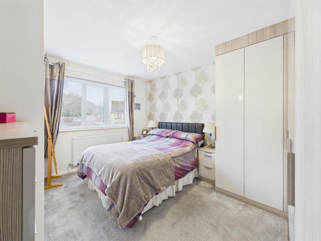 Bedroom: