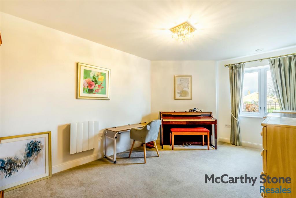 8675726-interior19.jpg
