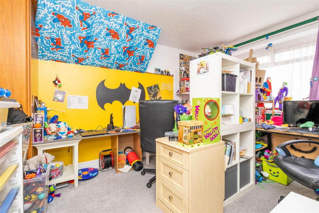 Playroom/Bedroom