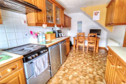 3 bedroom end of terrace house for sale, Marcourt Road, High Wycombe HP14