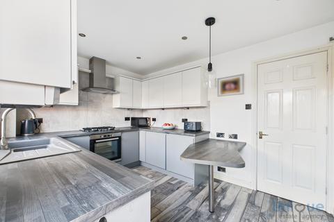 2 bedroom semi-detached house for sale, Long Meadow, Kirkham PR4