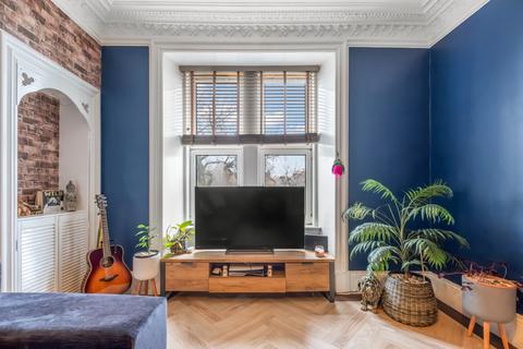 undefined, Dundee DD4