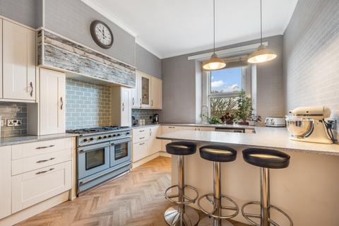 undefined, Dundee DD4