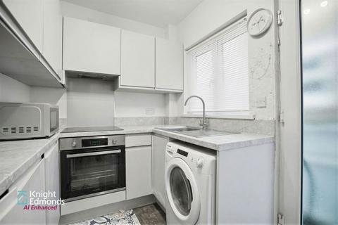 2 bedroom terraced house for sale, Milton Street, Maidstone, ME16