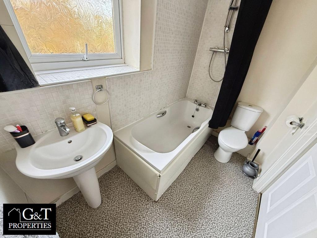 Family bathroom