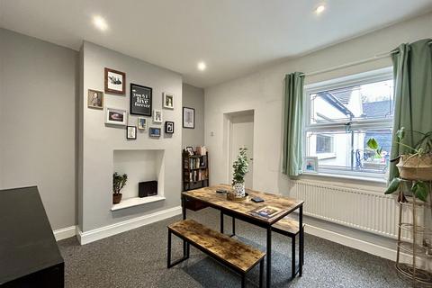 2 bedroom end of terrace house for sale, Barrs Road, Cradley Heath
