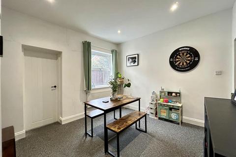 2 bedroom end of terrace house for sale, Barrs Road, Cradley Heath