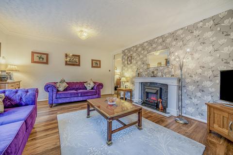 4 bedroom bungalow for sale, Christchurch Avenue, Erith