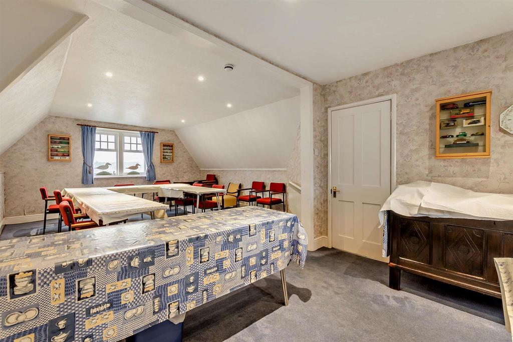 8676652-interior15-800.jpg