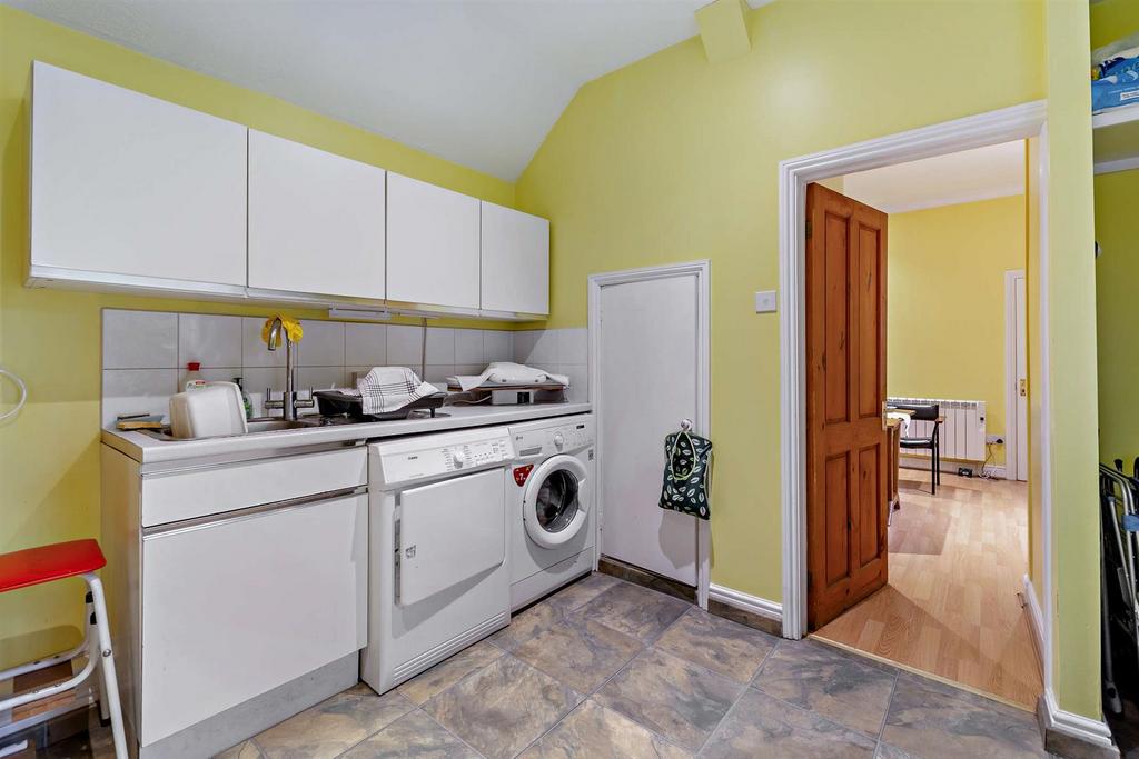 8676652-interior20-800.jpg