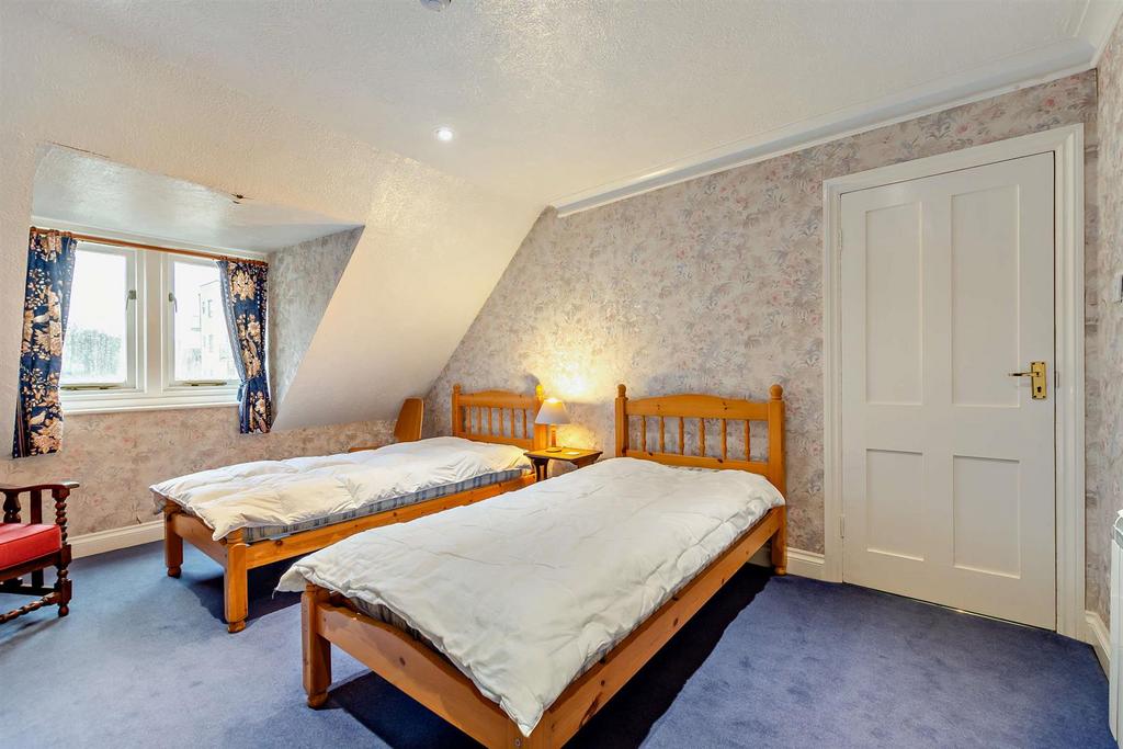 8676652-interior30-800.jpg