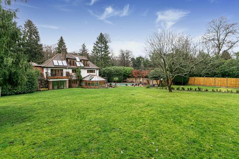 undefined, The Avenue, Whyteleafe CR3