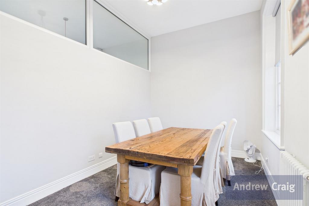 Bedroom Two / Dining