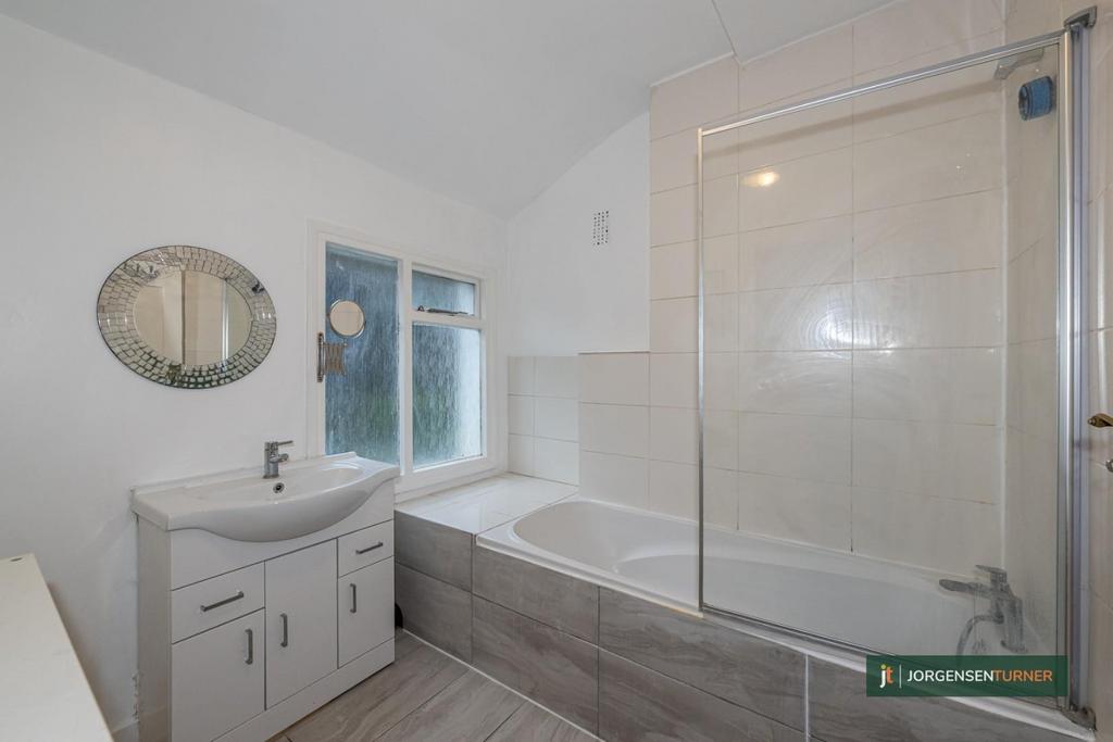 Bathroom .jpg