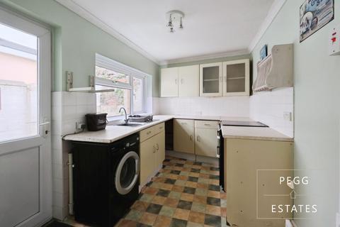 2 bedroom end of terrace house for sale, Hele Road, Torquay