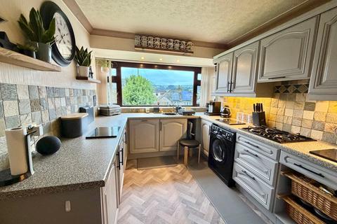 undefined, Fell Crescent, Keighley, BD22