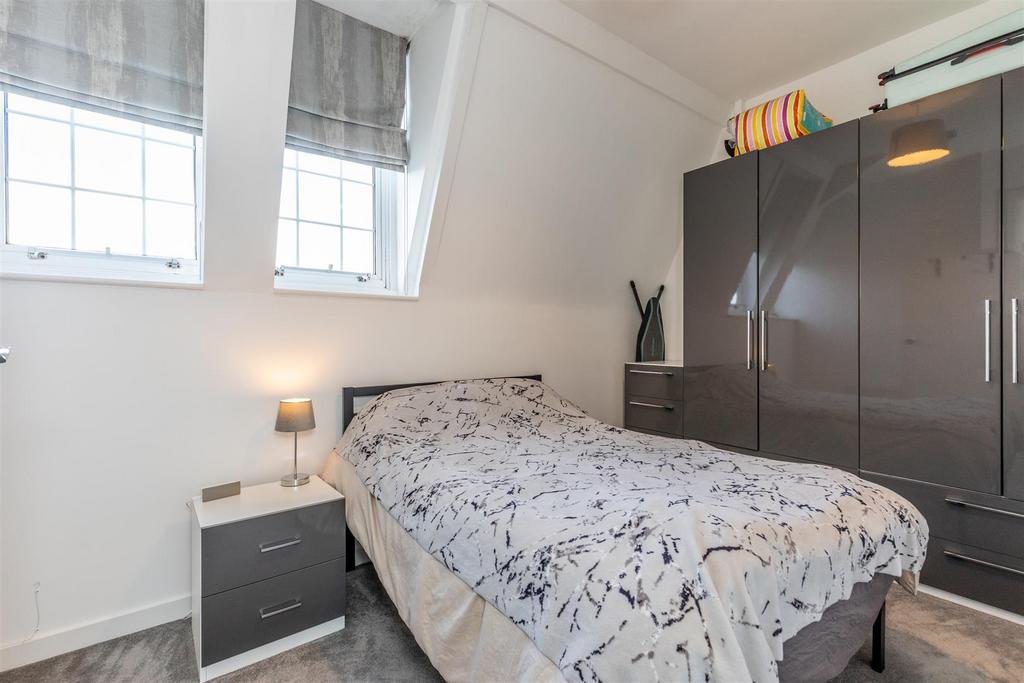Selsdon House, Avonmouth Bed 2.jpg