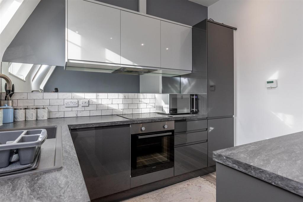 Selsdon House, Avonmouth Kitchen 3.jpg