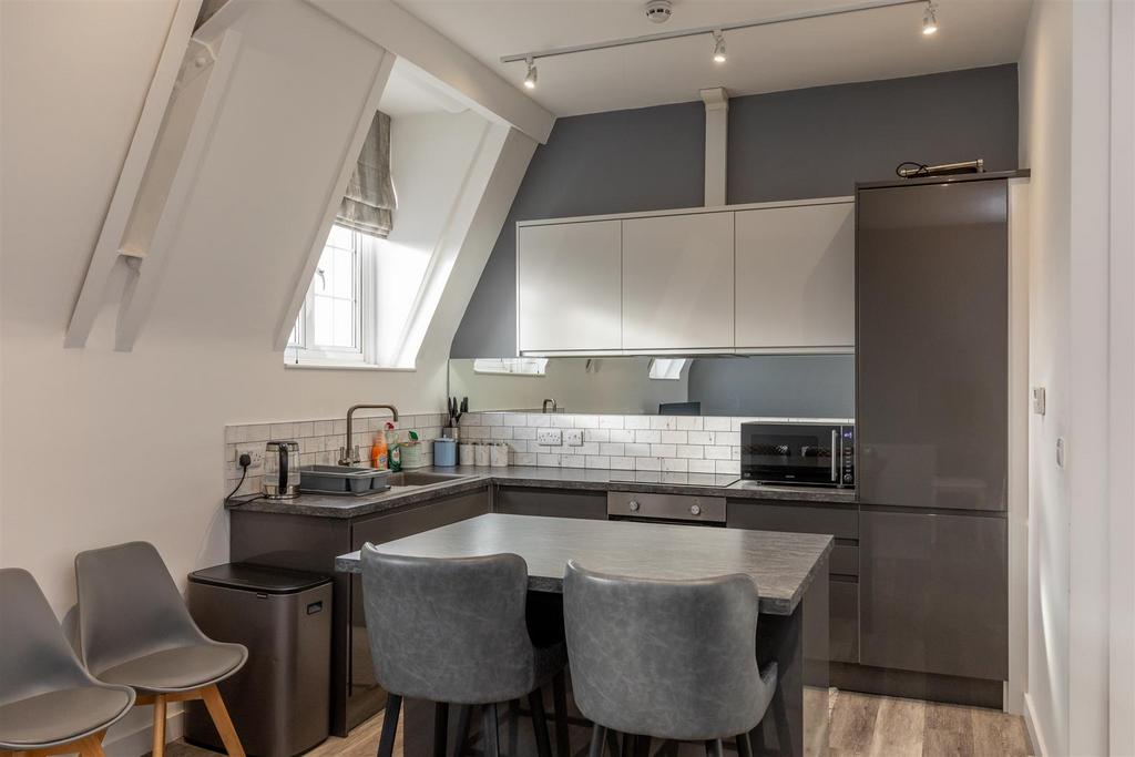 Selsdon House, Avonmouth Dining Area.jpg