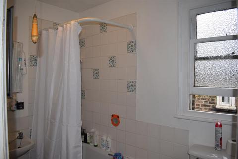 undefined, Daisy Road, London E18