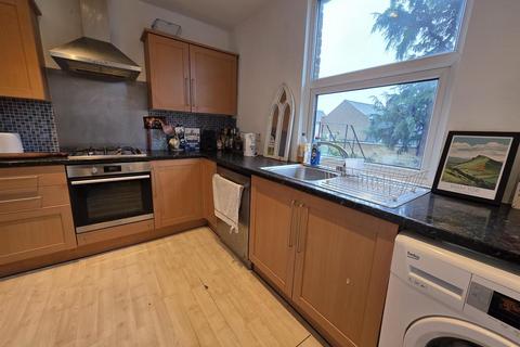 1 bedroom flat to rent, Daisy Road, London E18