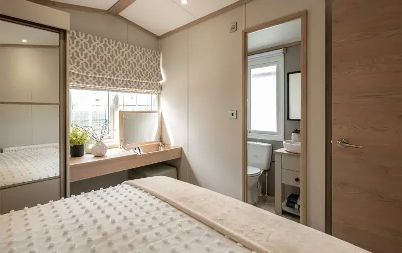 Dmc 200825 Victory 68 Web 1 802x505 F50 50