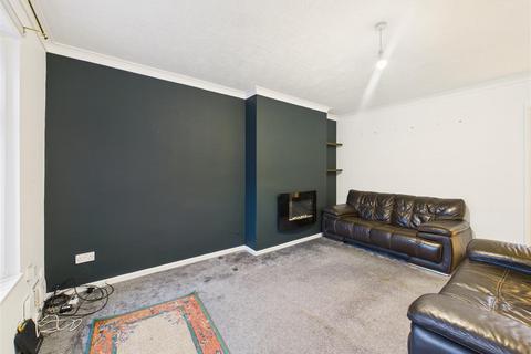 3 bedroom end of terrace house for sale, Tilbury Road, Hull