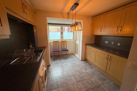 2 bedroom flat to rent, Burndyke Court, Glasgow, G51