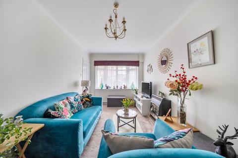 undefined, Fleet Close, Ruislip, Middlesex