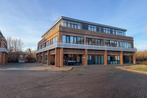 undefined, Overbridge Square, Newbury, Newbury, RG14