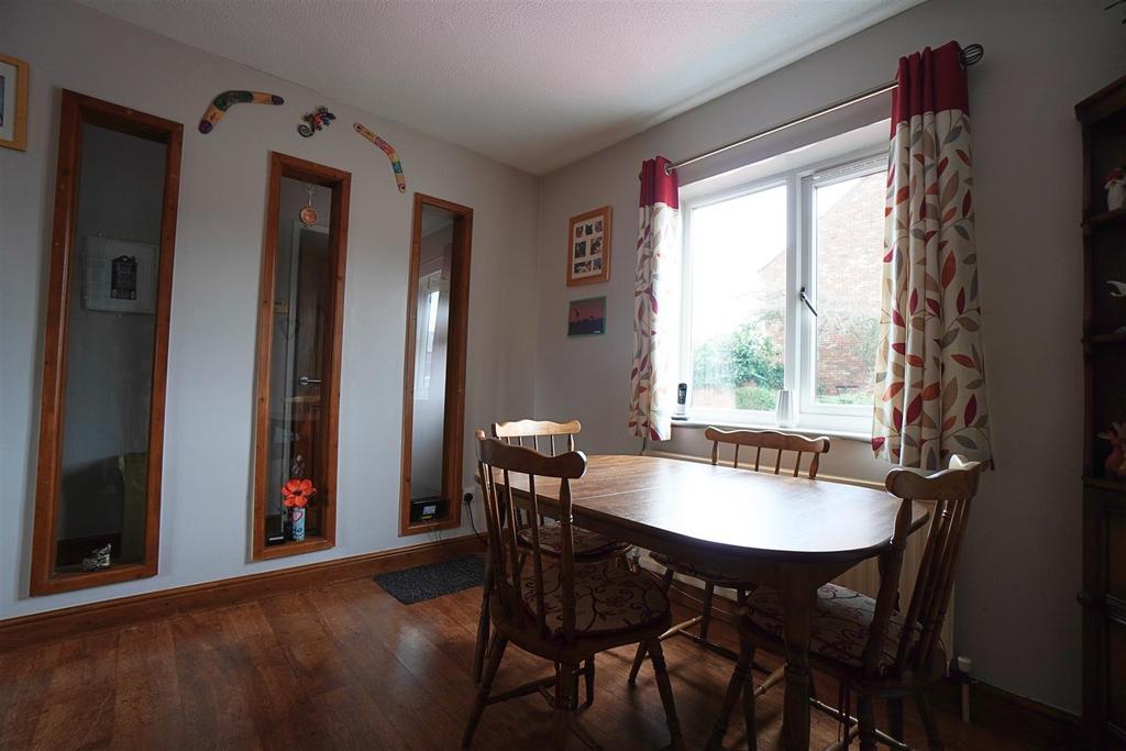 Dining Room.jpg