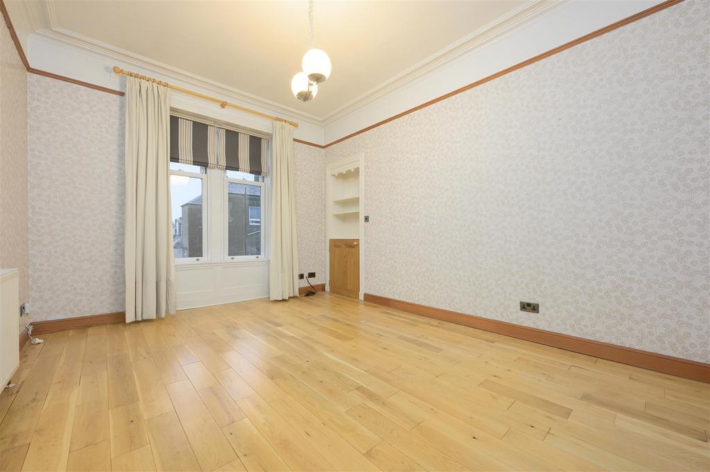 14 Millhill Street018.jpg