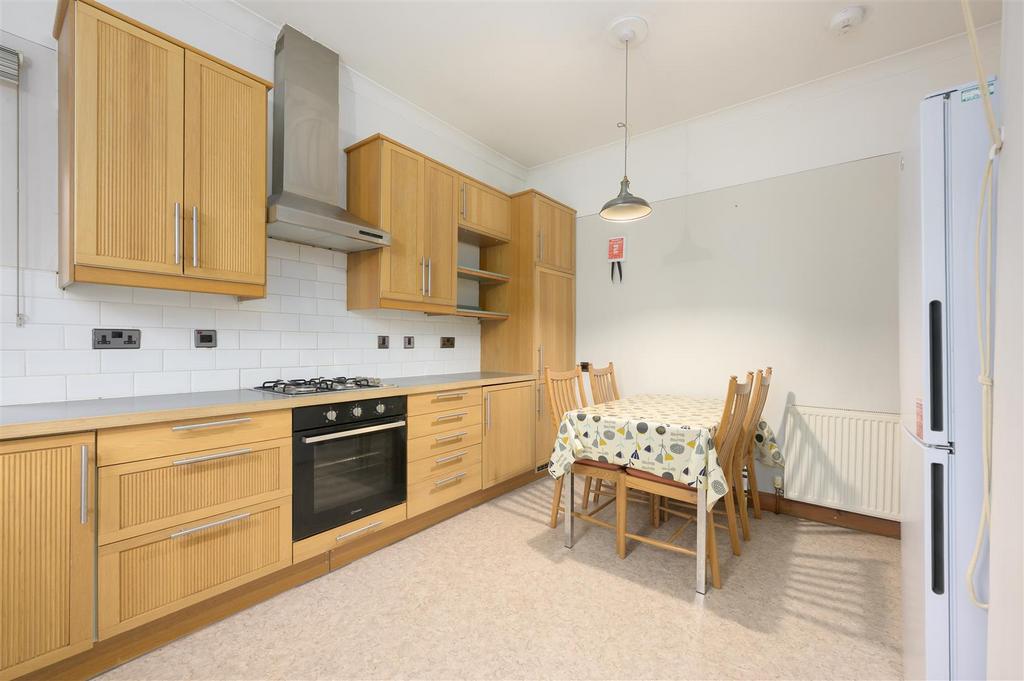 14 Millhill Street010.jpg