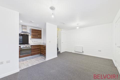 2 bedroom semi-detached house to rent, Linnet Close, Kirkby-in-Ashfield, NG17