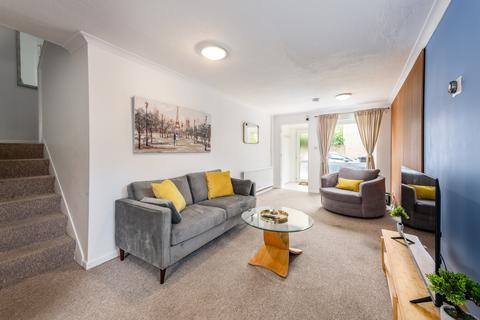 4 bedroom house to rent, Midhurst Close, Cambridge CB4