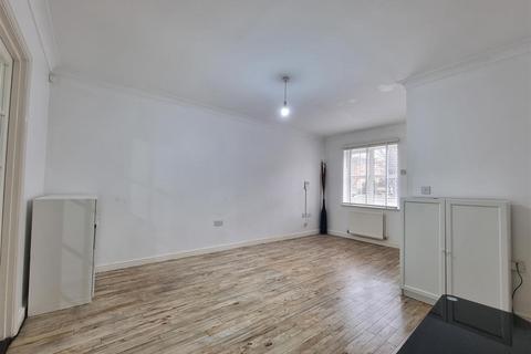 undefined, Piper Way, Ilford