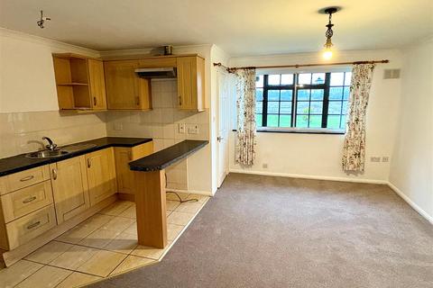 undefined, Woodcote Cottages, Littlehampton BN17