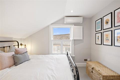 3 bedroom apartment for sale, Earlsfield Road, Earlsfield, SW18