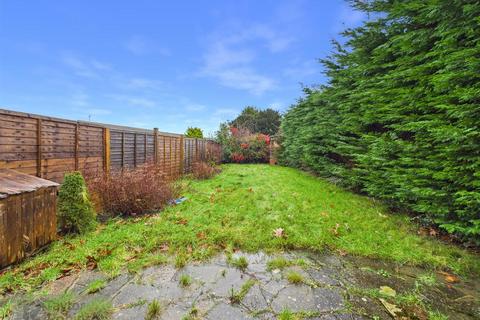 undefined, Parkfield Close, Crawley
