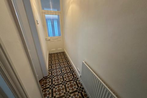 2 bedroom end of terrace house for sale, Horninglow Road North, Burton-on-Trent, DE13