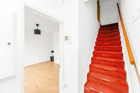undefined, Loughton IG10