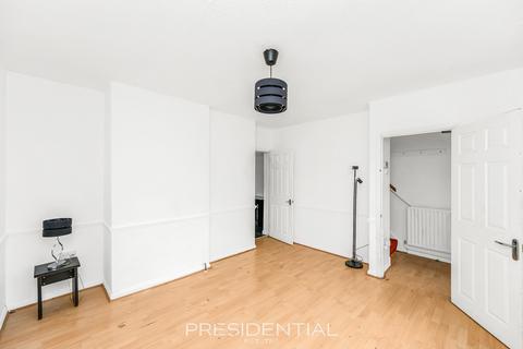 undefined, Loughton IG10
