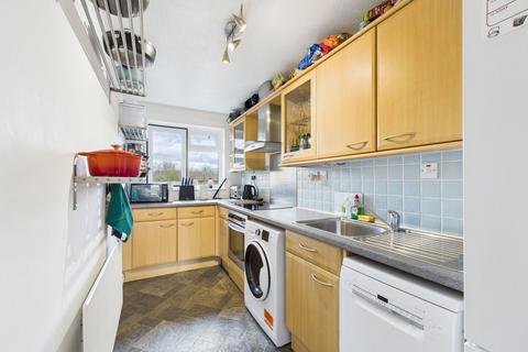 undefined, Barnsnap Close, Horsham RH12