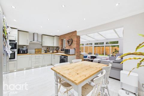 undefined, Pondholton Drive, Witham