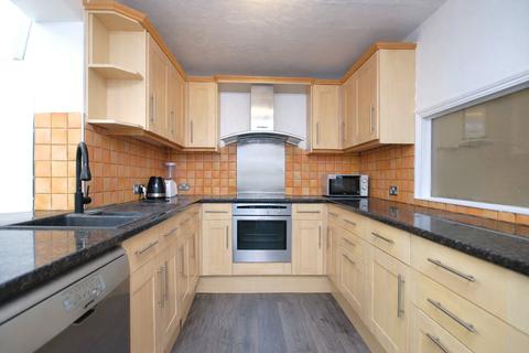 undefined, Woodside Road, Guildford, Surrey, GU2
